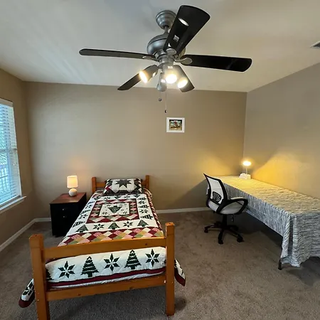 A Stylish And Comfy Place To Stay Gainesville Exterior photo